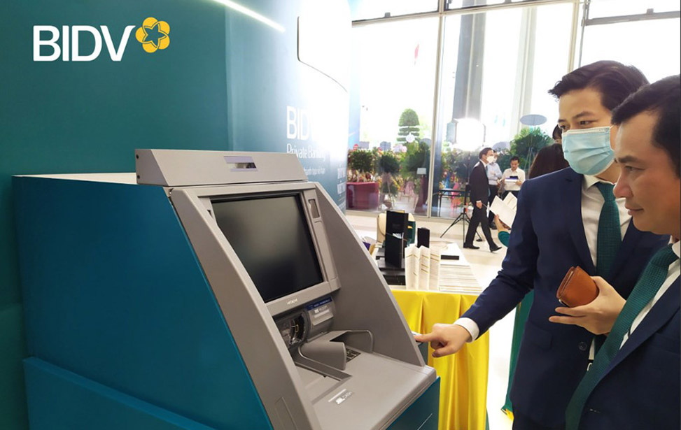 Ngân hàng BIDV triển khai thí điểm rút tiền bằng cccd tại ATM