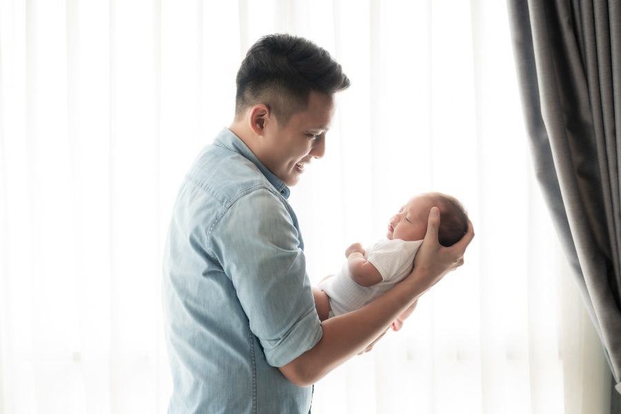 Chế độ thai sản cho nam khi vợ sinh con theo quy định mới